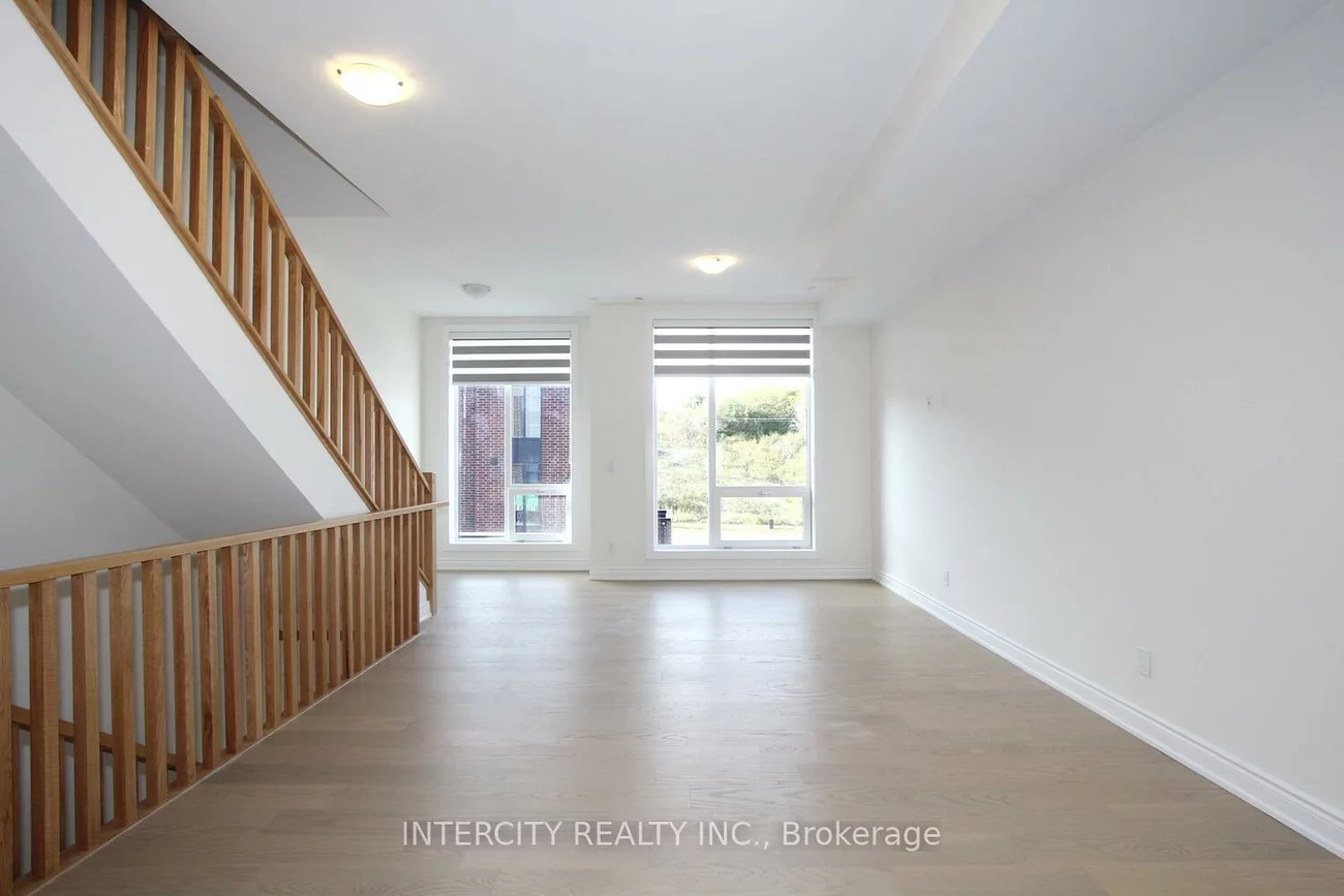 11, Desiree, Bolton West, Caledon