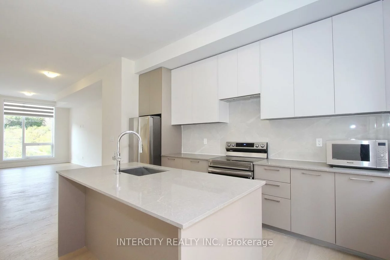 11, Desiree, Bolton West, Caledon