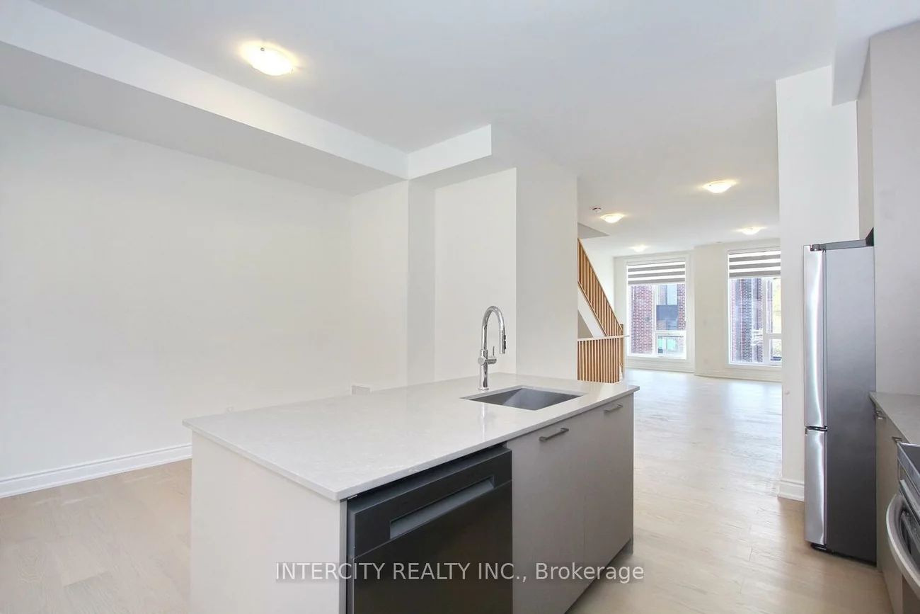 11, Desiree, Bolton West, Caledon