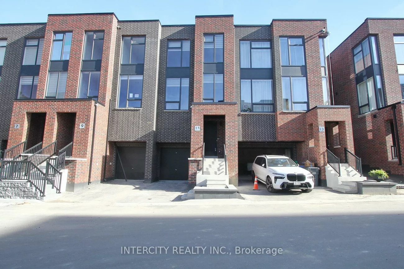 11, Desiree, Bolton West, Caledon