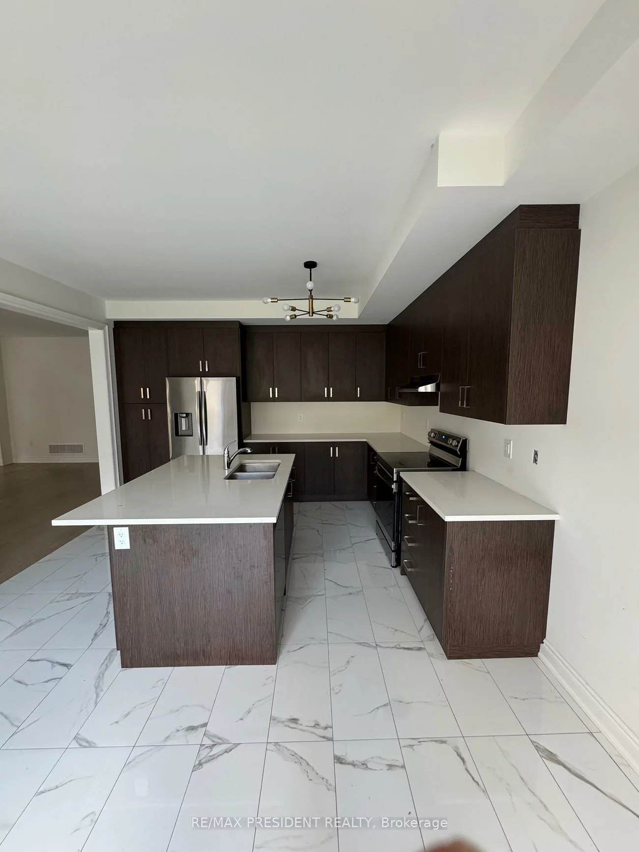 113, Walker, Caledon East, Caledon