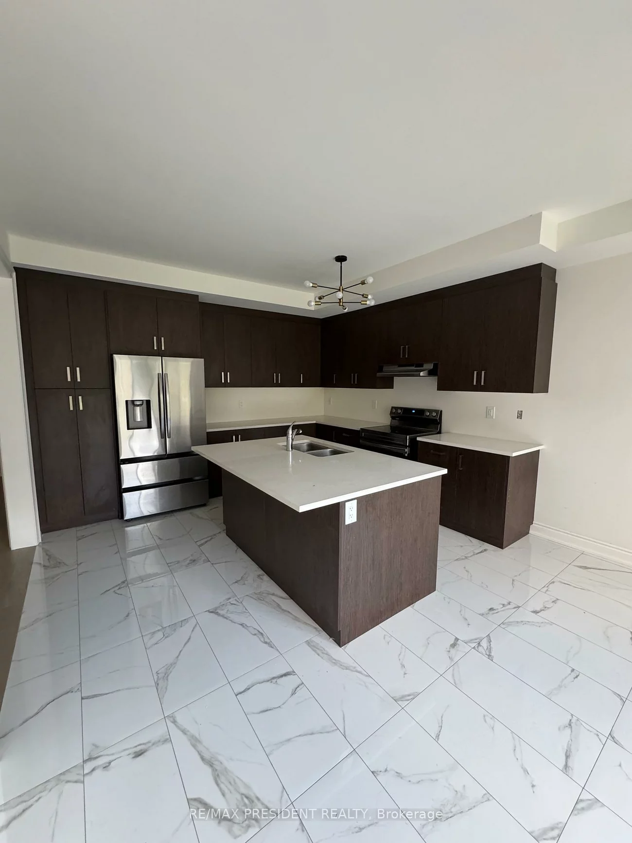 113, Walker, Caledon East, Caledon