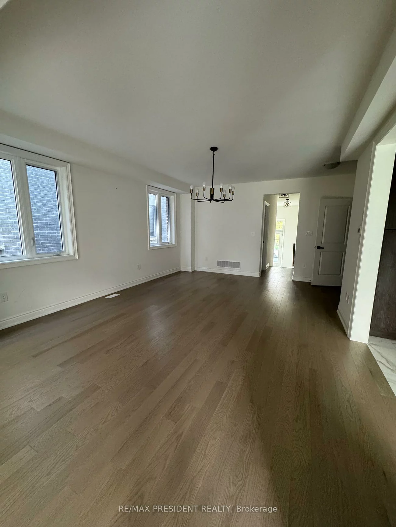 113, Walker, Caledon East, Caledon