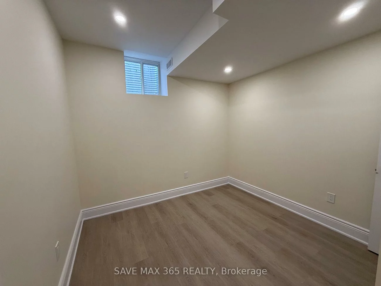 46, James Walker, Caledon East, Caledon