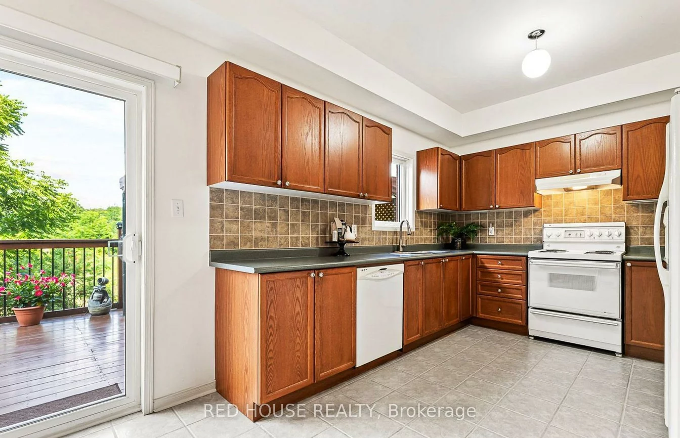 45, Silvervalley, Bolton North, Caledon