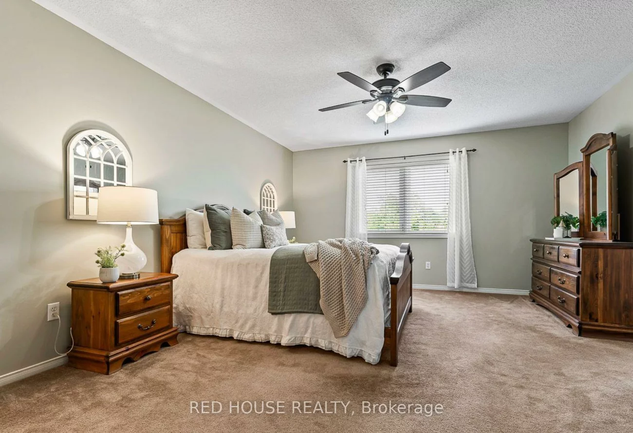 45, Silvervalley, Bolton North, Caledon