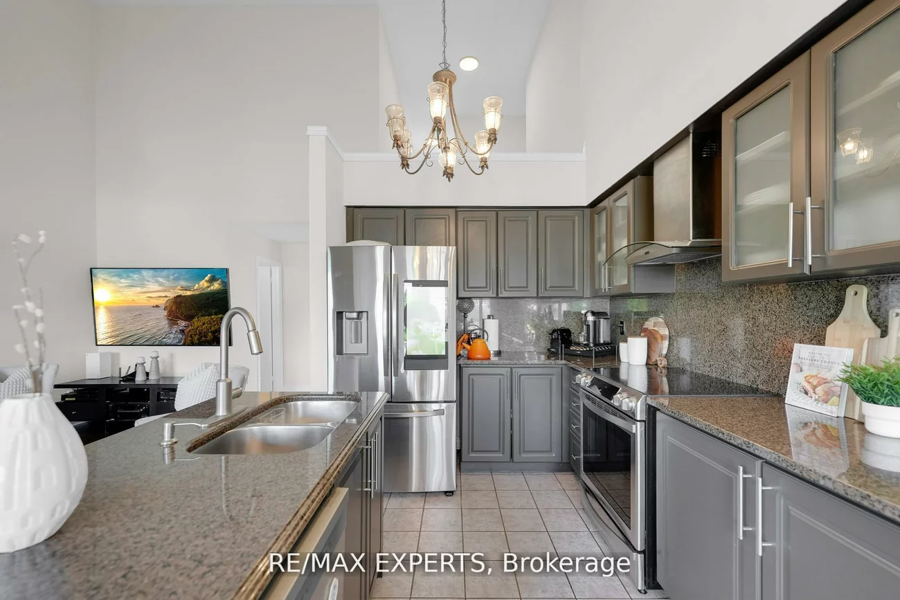 36, Country Stroll, Bolton West, Caledon