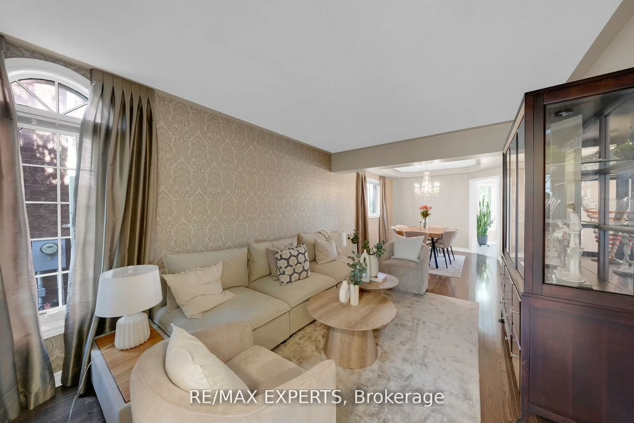 36, Country Stroll, Bolton West, Caledon