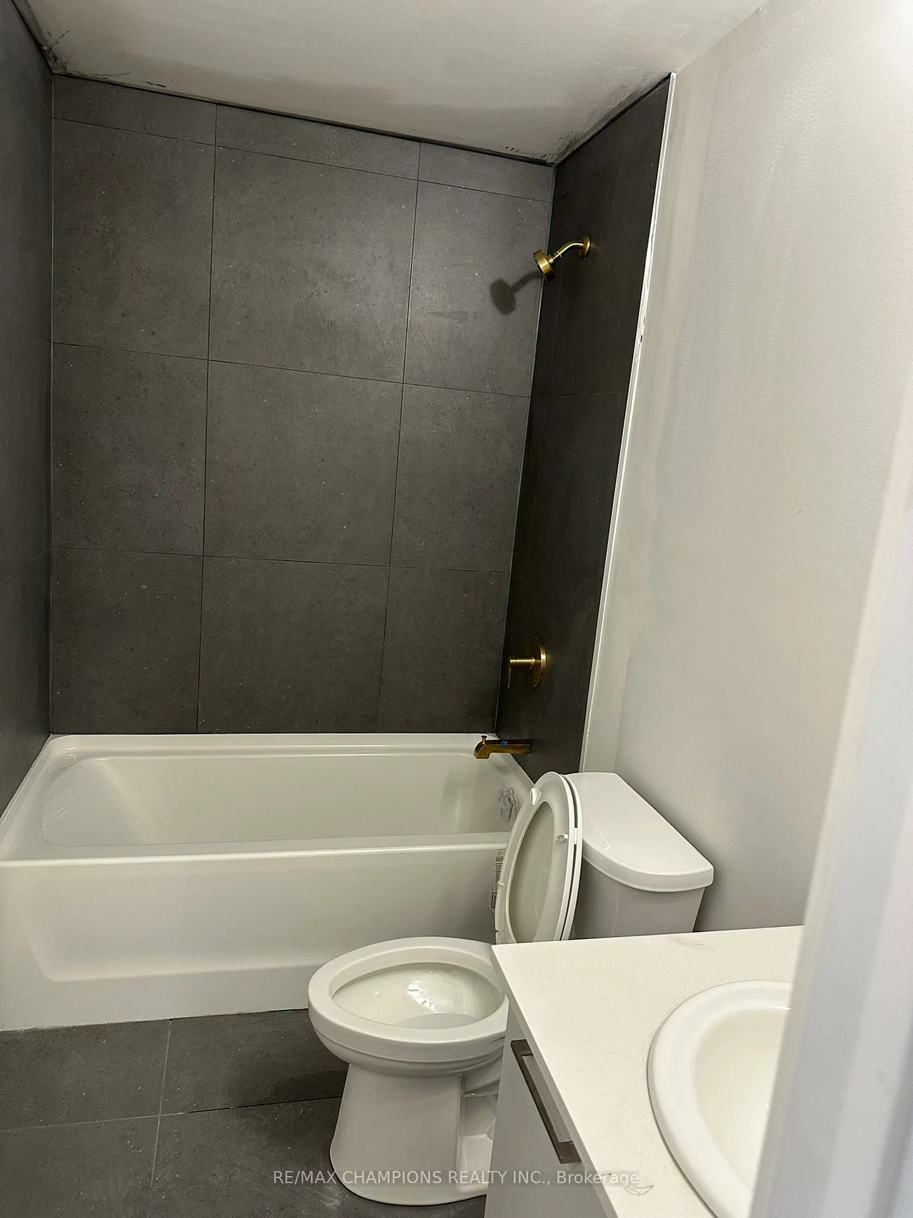 38, Desiree, Bolton West, Caledon