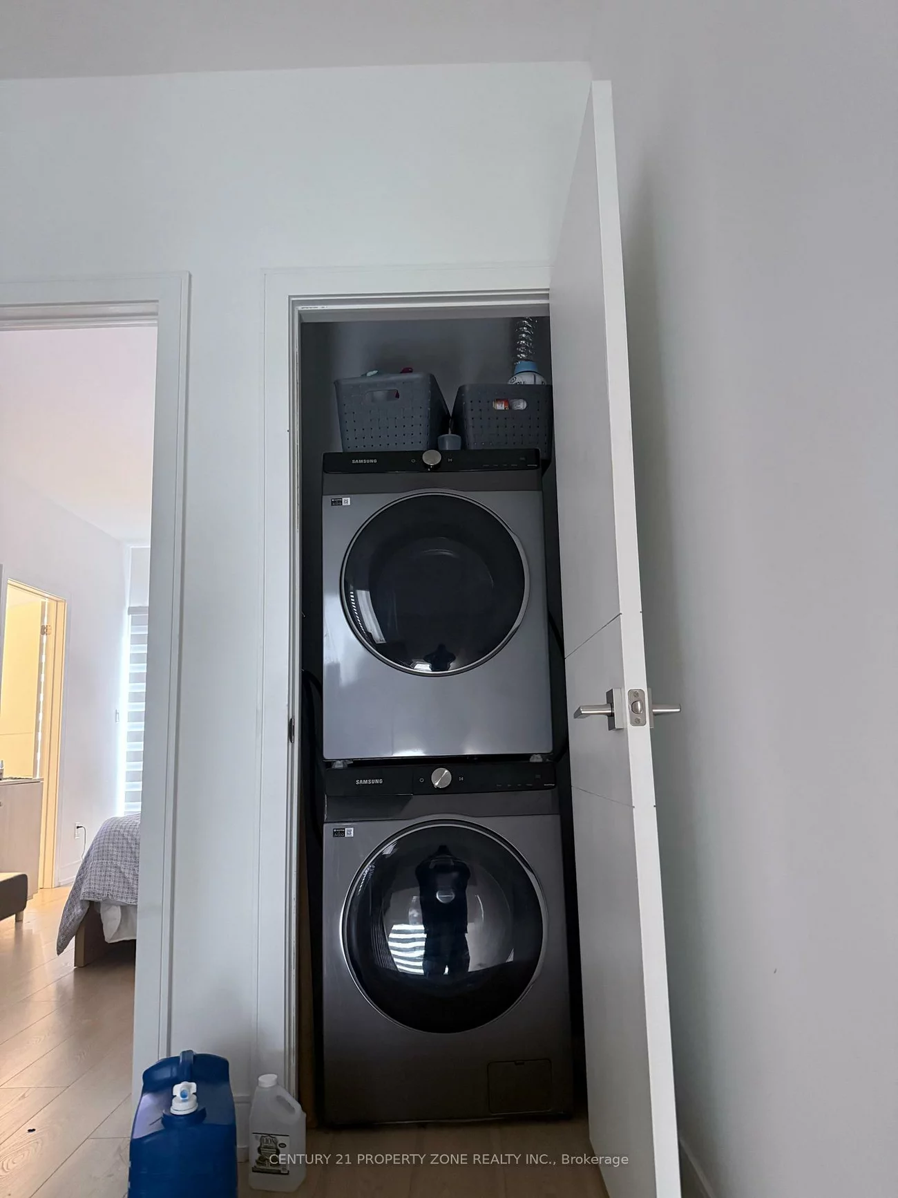 30, Desiree, Bolton East, Caledon