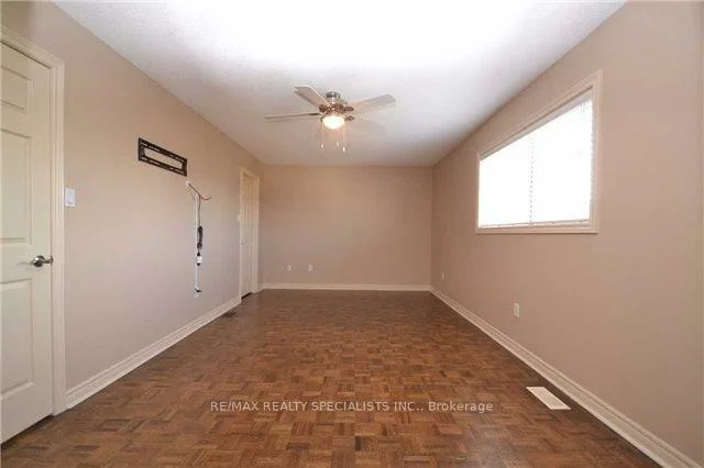 79, Gray Park, Bolton West, Caledon