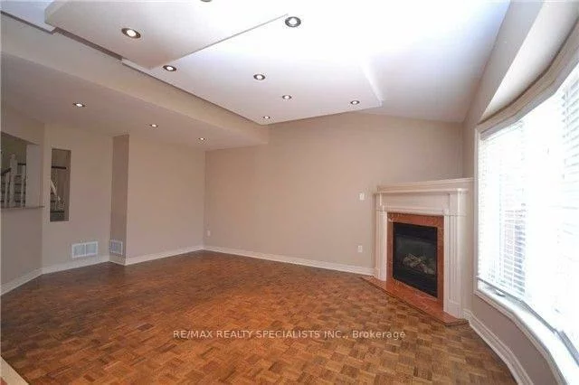 79, Gray Park, Bolton West, Caledon