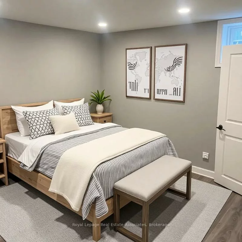 44, McClellan, Alton, Caledon