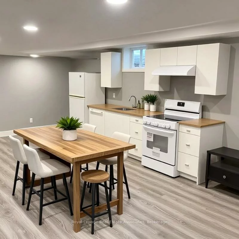 44, McClellan, Alton, Caledon