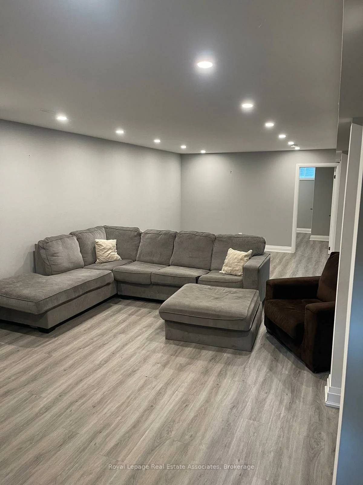 44, McClellan, Alton, Caledon