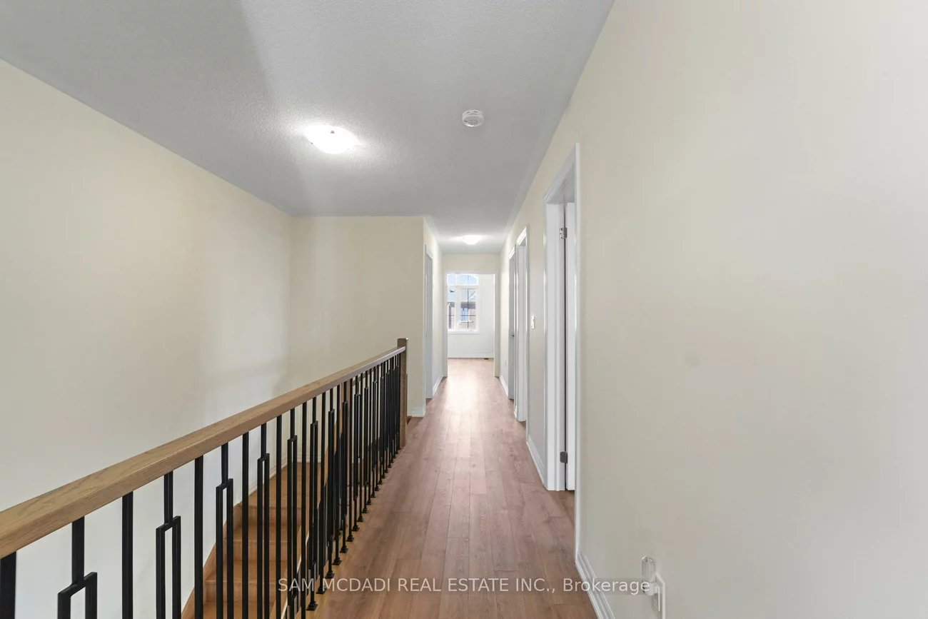 37, SOUTHBURY MANOR (Upper), Bolton East, Caledon