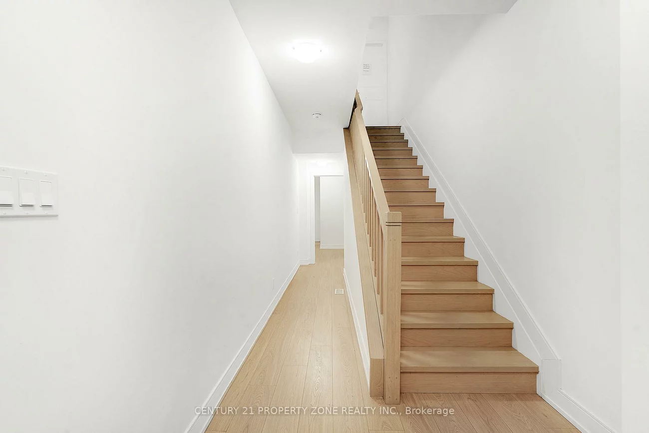 30, Desiree, Bolton East, Caledon