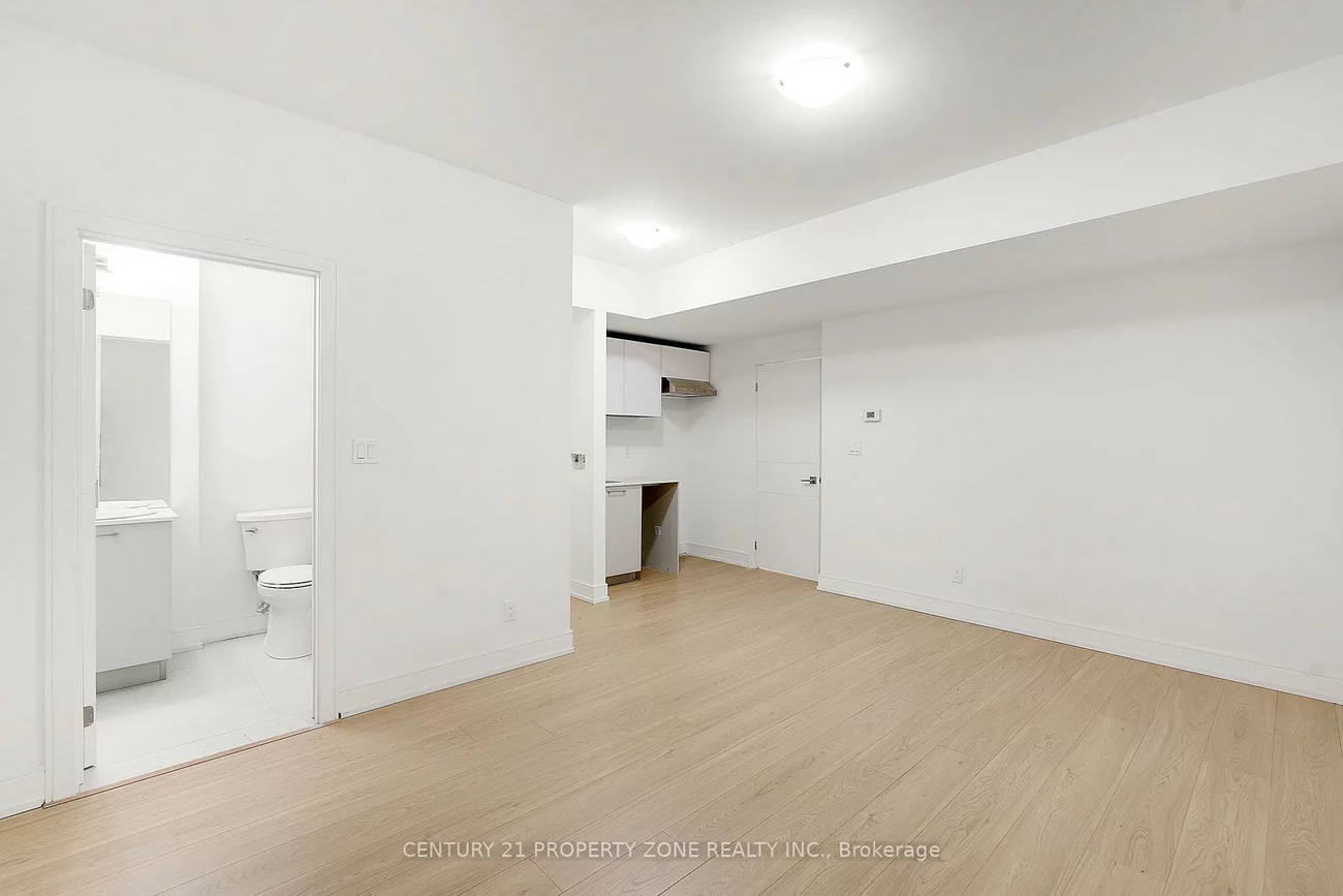 30, Desiree, Bolton East, Caledon