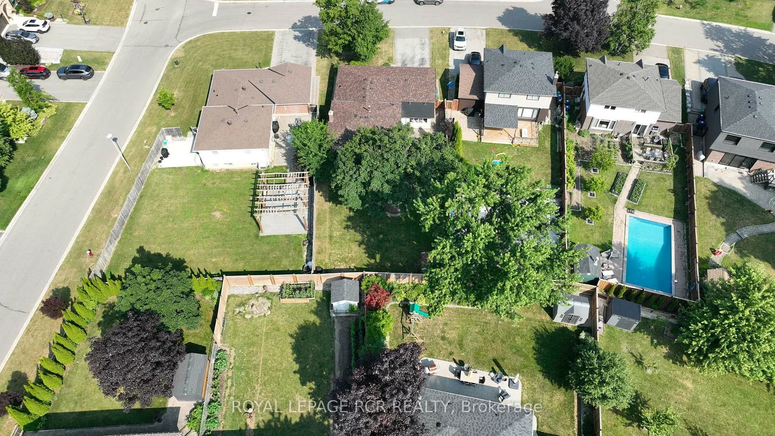 273, Newlove, Bolton East, Caledon