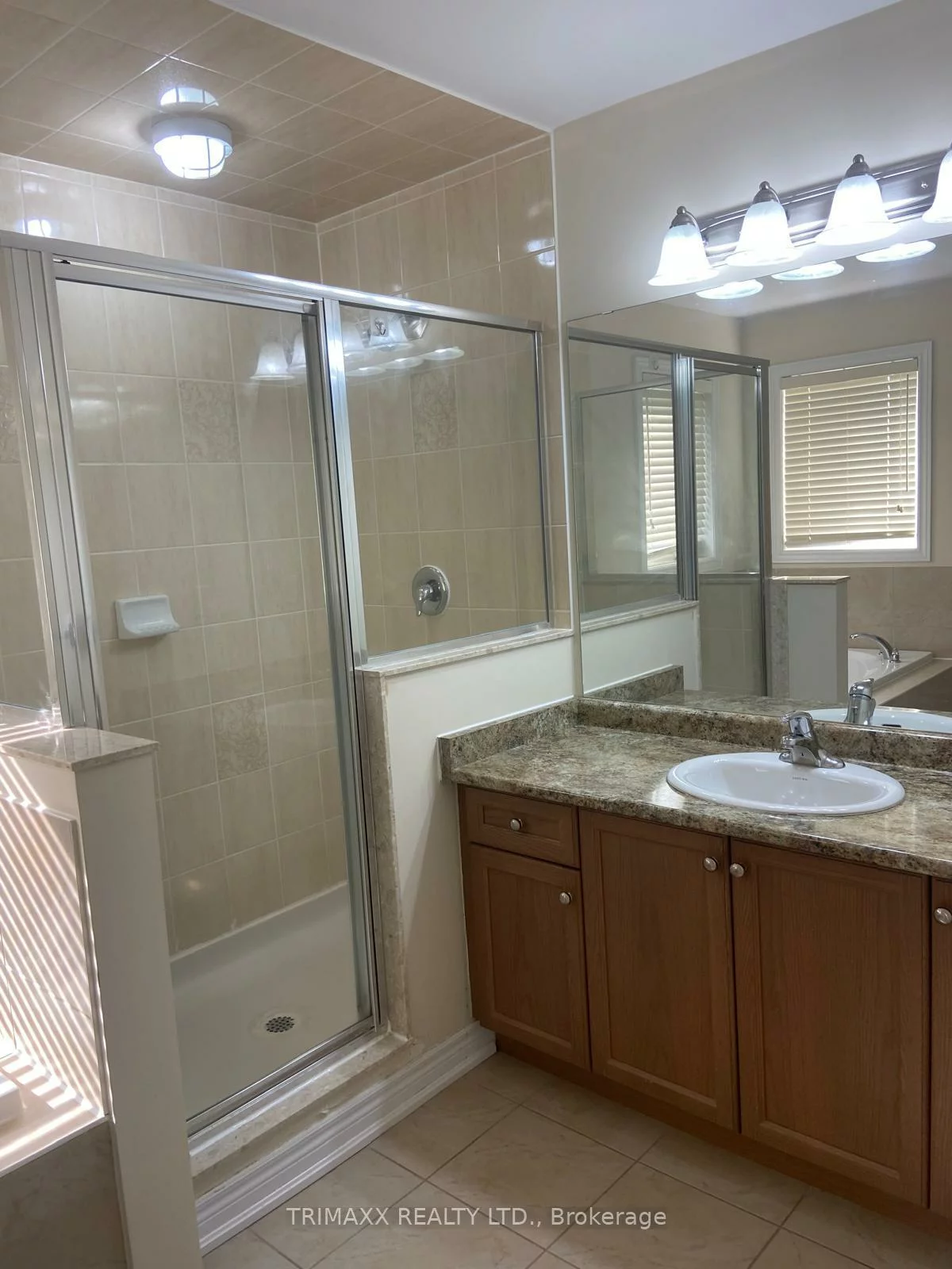 7, Vinewood, Rural Caledon, Caledon