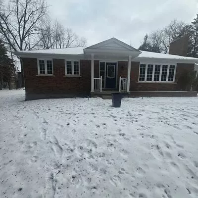 60, Norton, Bolton East, Caledon