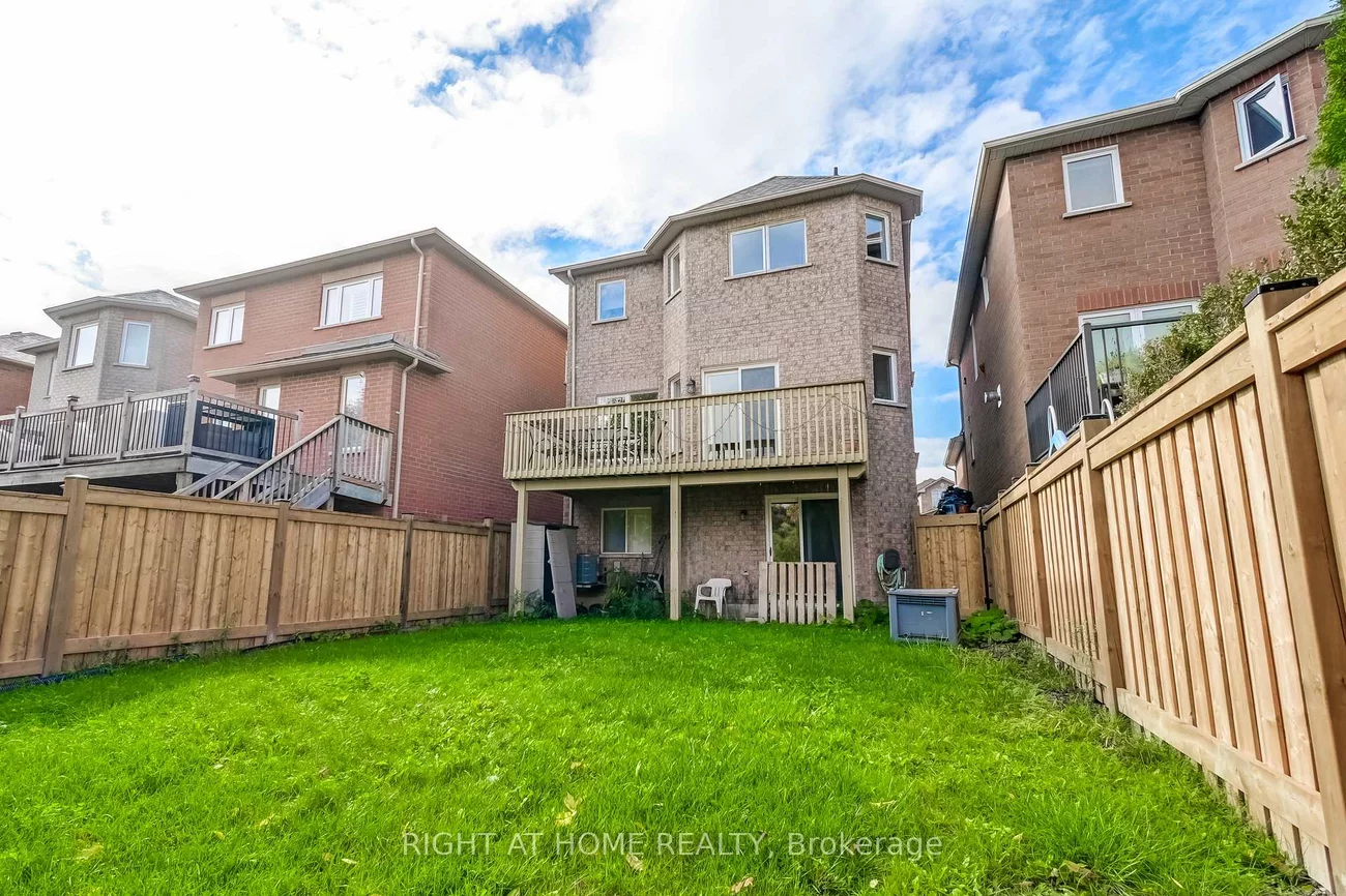 51, Crestridge, Bolton North, Caledon