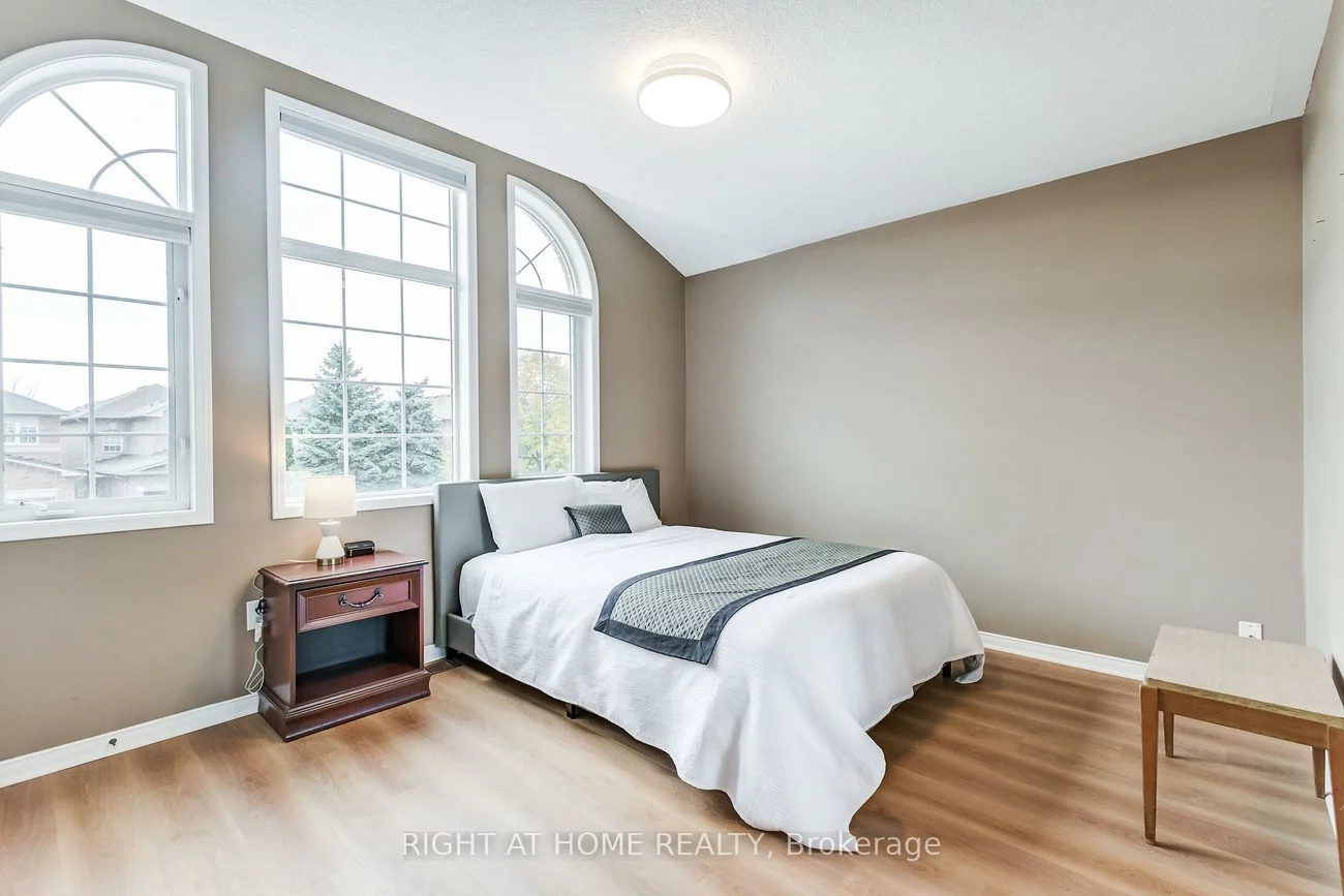 51, Crestridge, Bolton North, Caledon