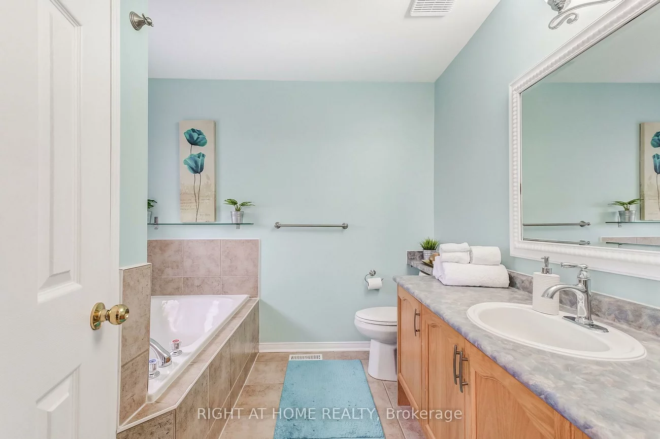 51, Crestridge, Bolton North, Caledon