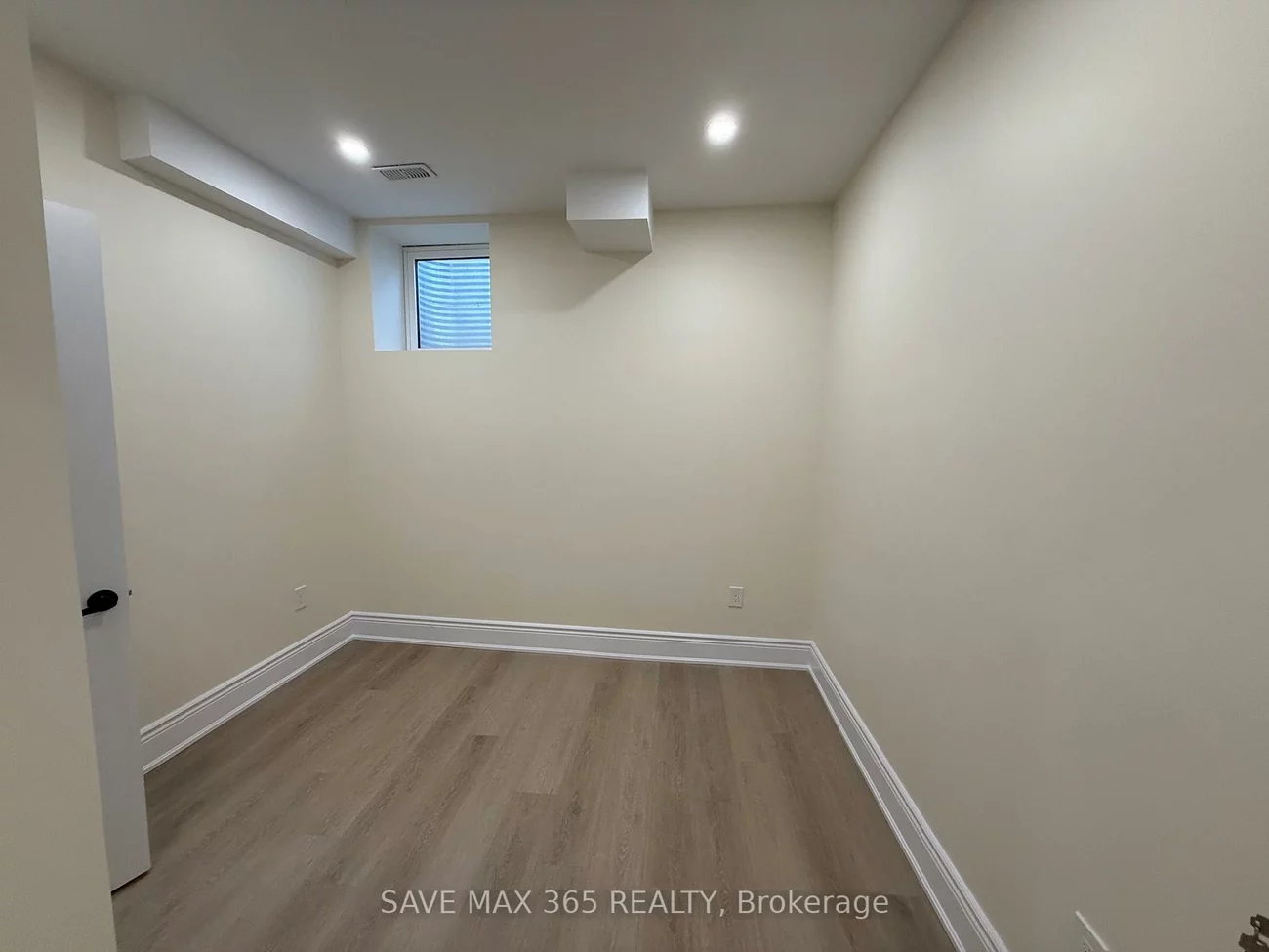 46, James Walker, Caledon East, Caledon