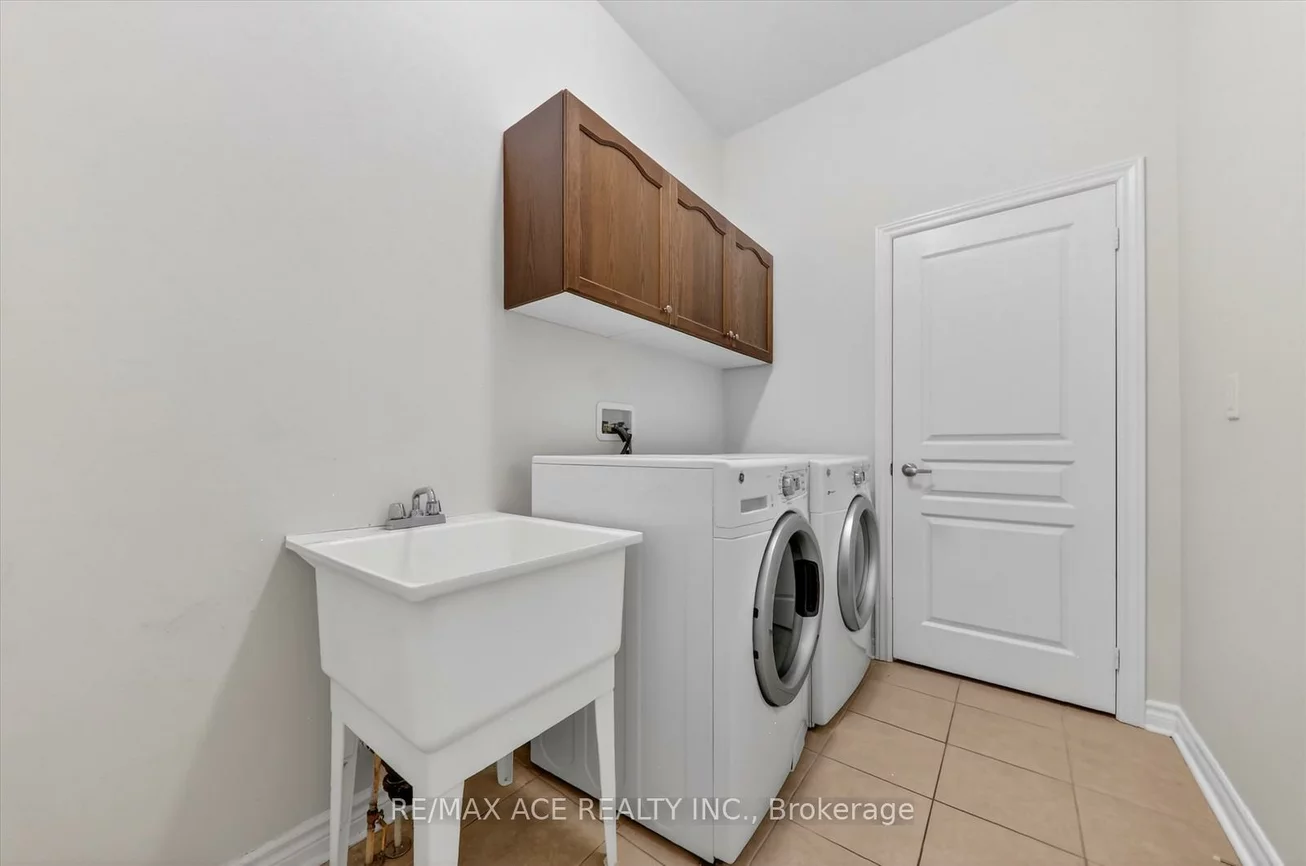 26, Newhouse, Rural Caledon, Caledon