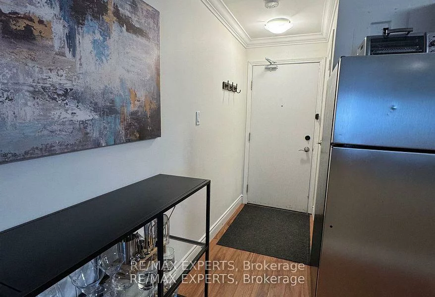 42, Queen, Bolton North, Caledon