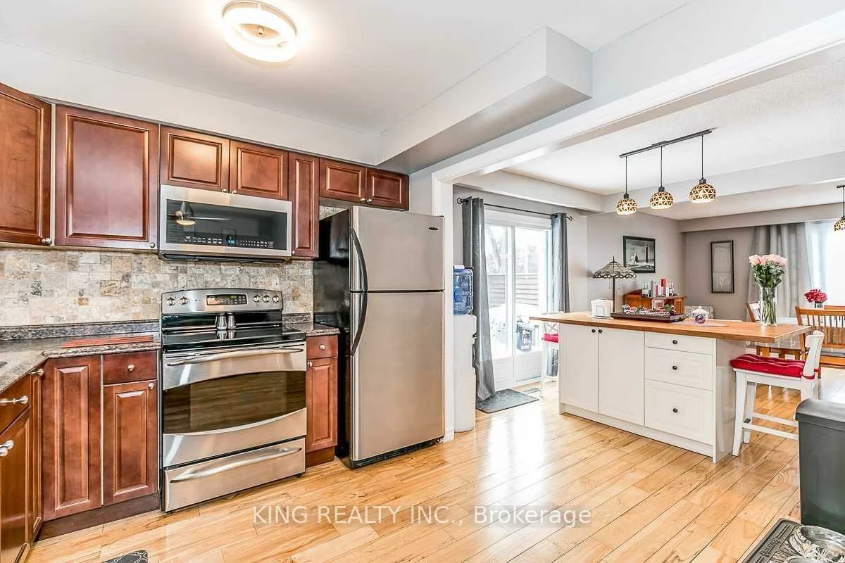 40, Victoria, Mono Mills, Caledon