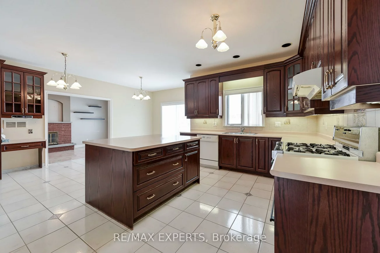 13668, Emil Kolb, Bolton West, Caledon