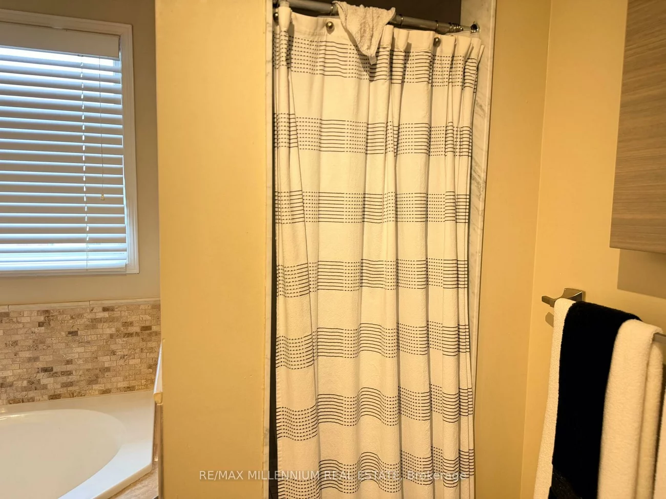 234, Waterbury, Bolton East, Caledon