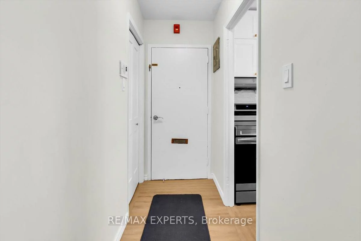 16, William, Bolton West, Caledon