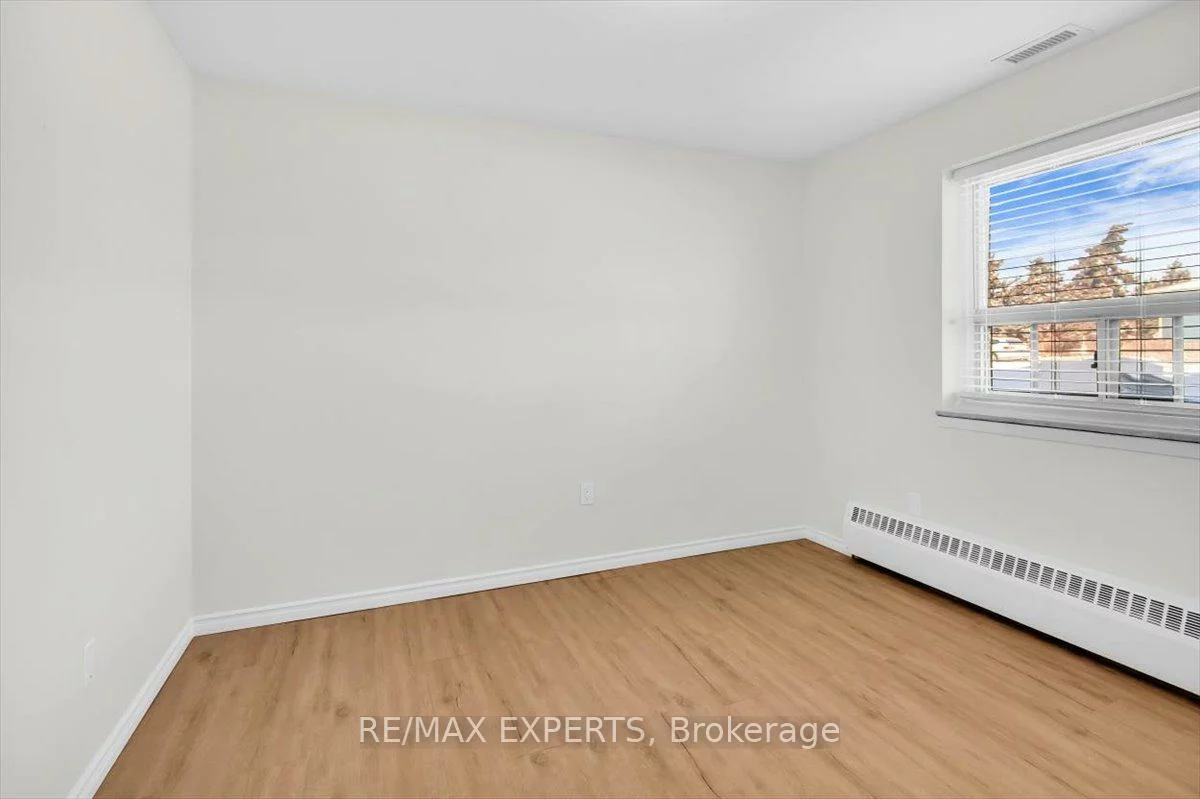 16, William, Bolton West, Caledon