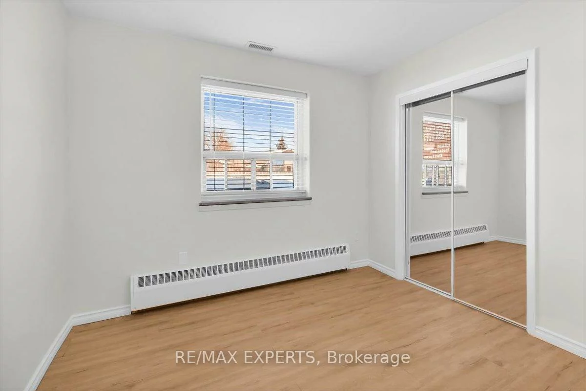 16, William, Bolton West, Caledon