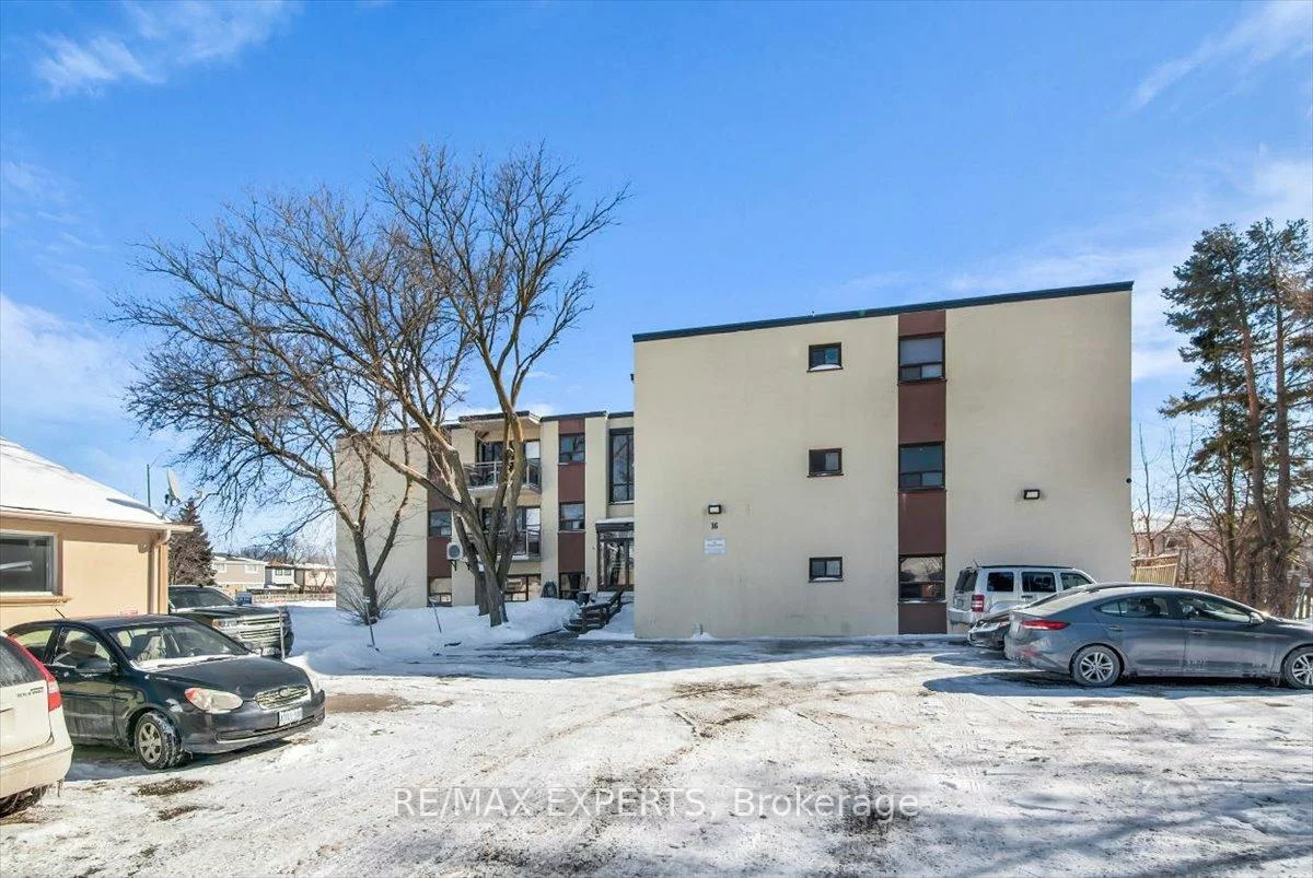 16, William, Bolton West, Caledon