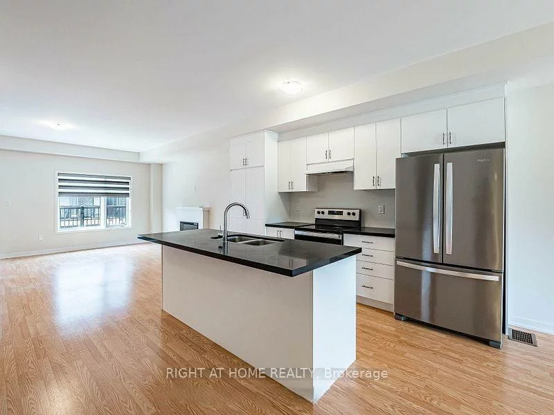 21, Lambert, Bolton East, Caledon