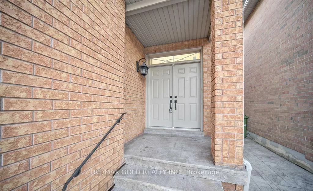 83, Emily Carr, Bolton North, Caledon