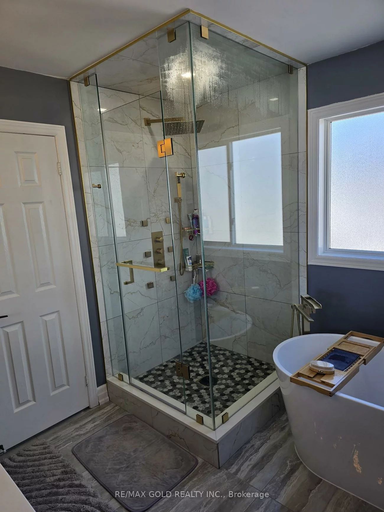 83, Emily Carr, Bolton North, Caledon