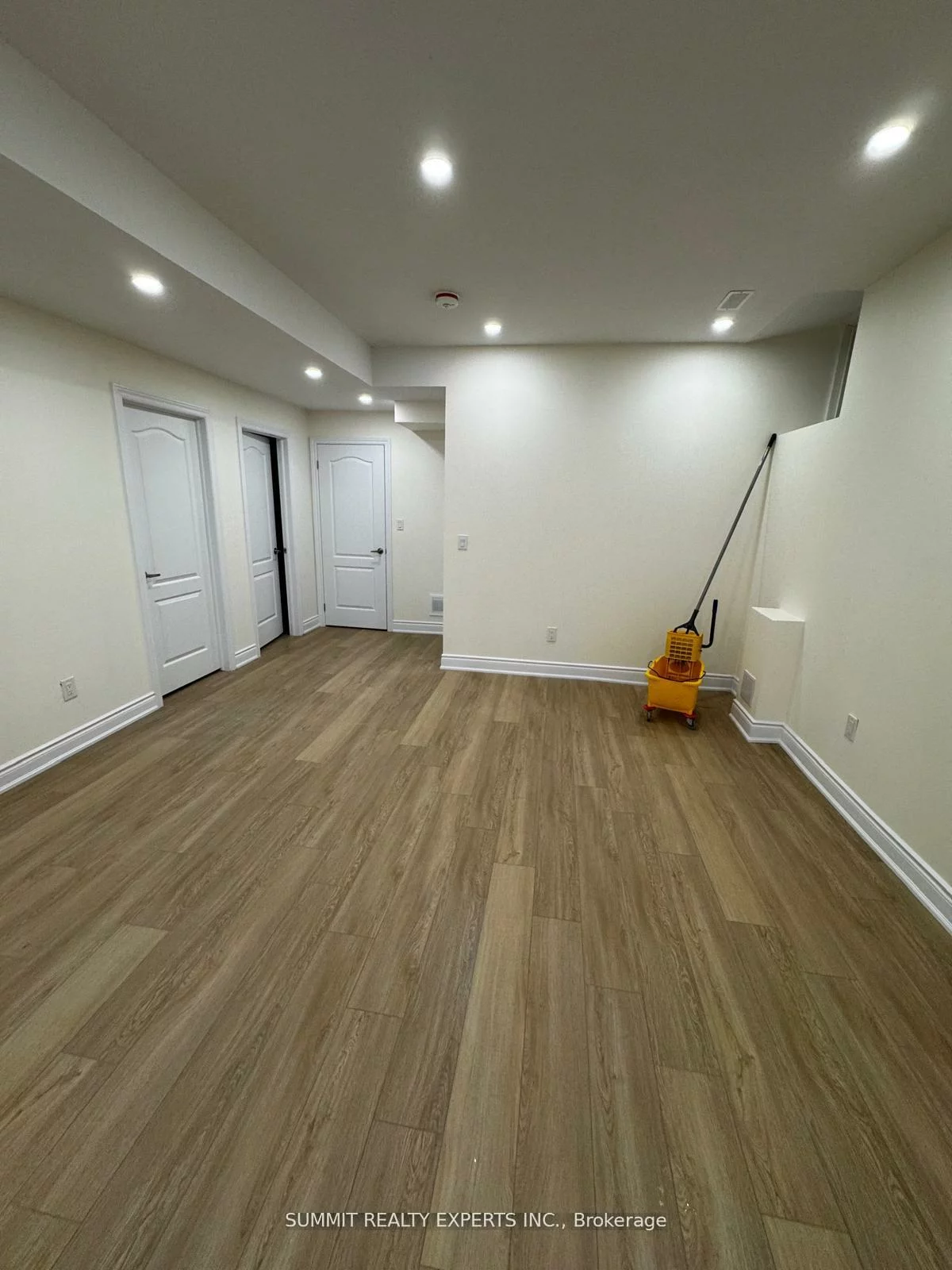 27, James Walker, Caledon East, Caledon