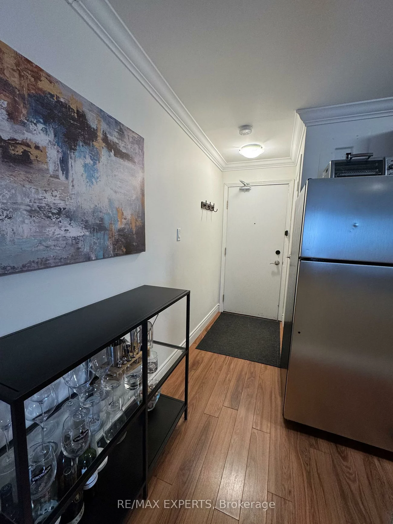 42, Queen, Bolton North, Caledon