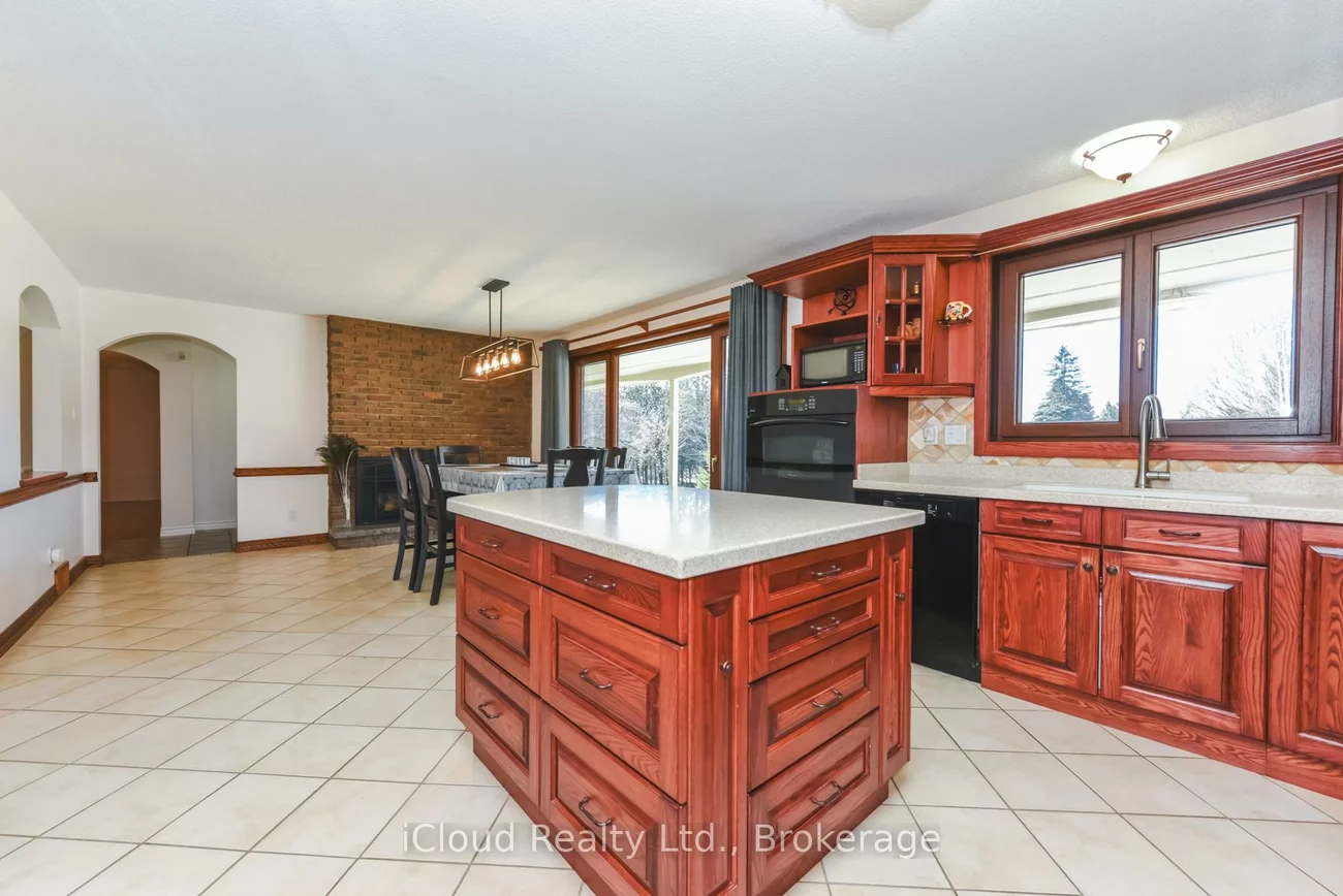 3, Cedar, Caledon Village, Caledon