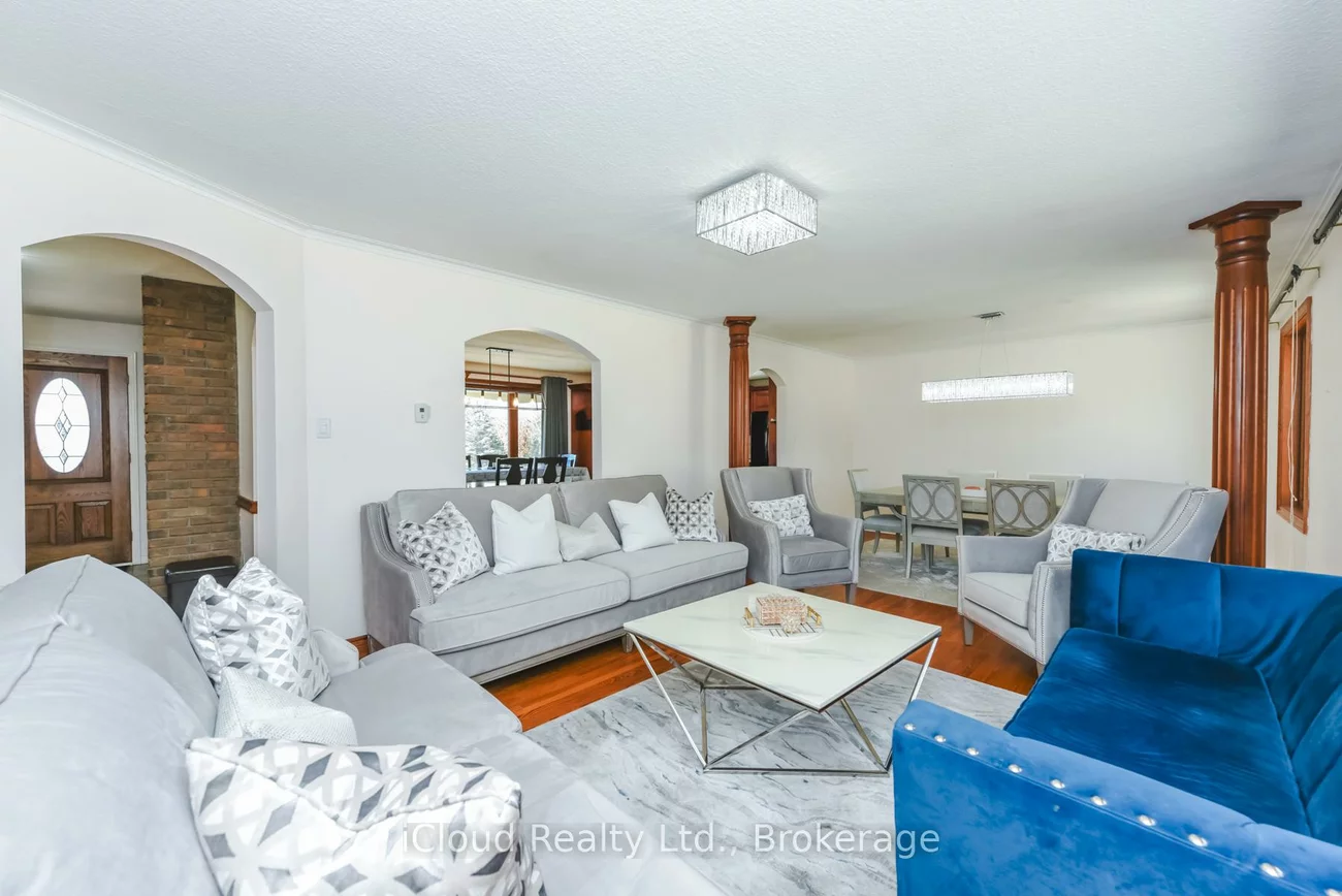 3, Cedar, Caledon Village, Caledon