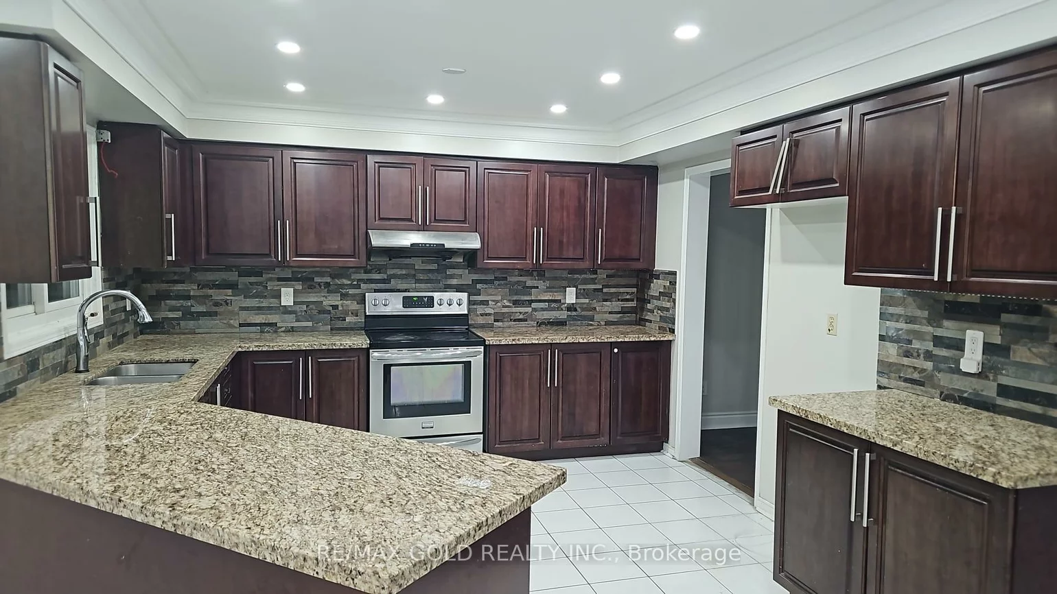 45, Livingston, Rural Caledon, Caledon