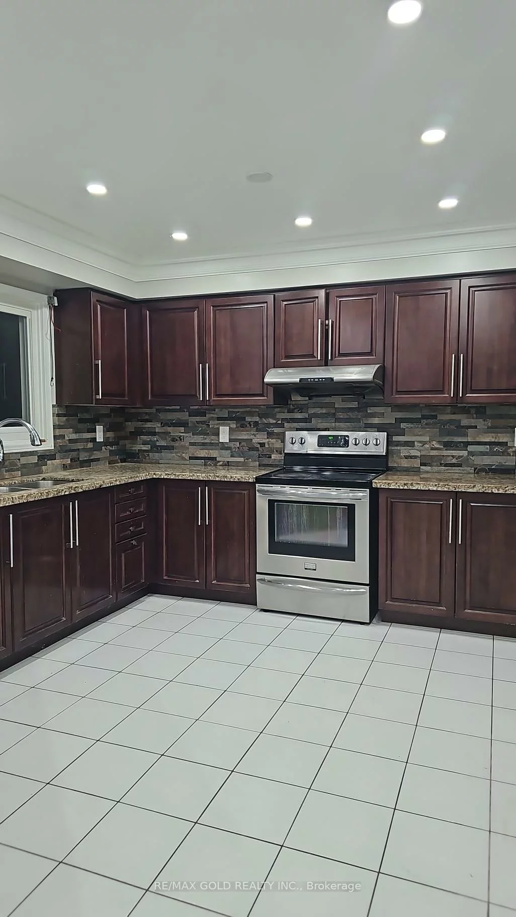 45, Livingston, Rural Caledon, Caledon