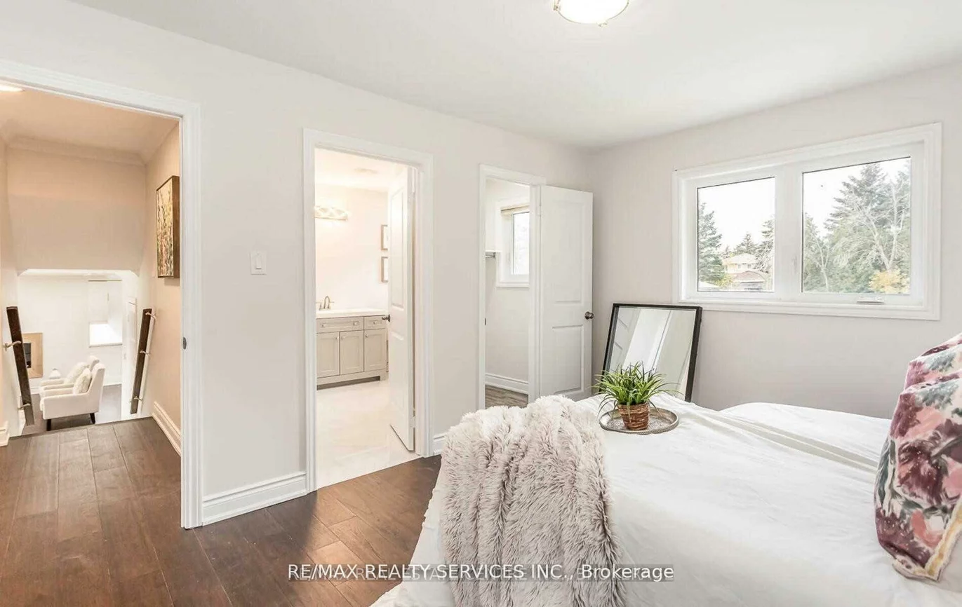 4, Blue Horizon, Caledon Village, Caledon