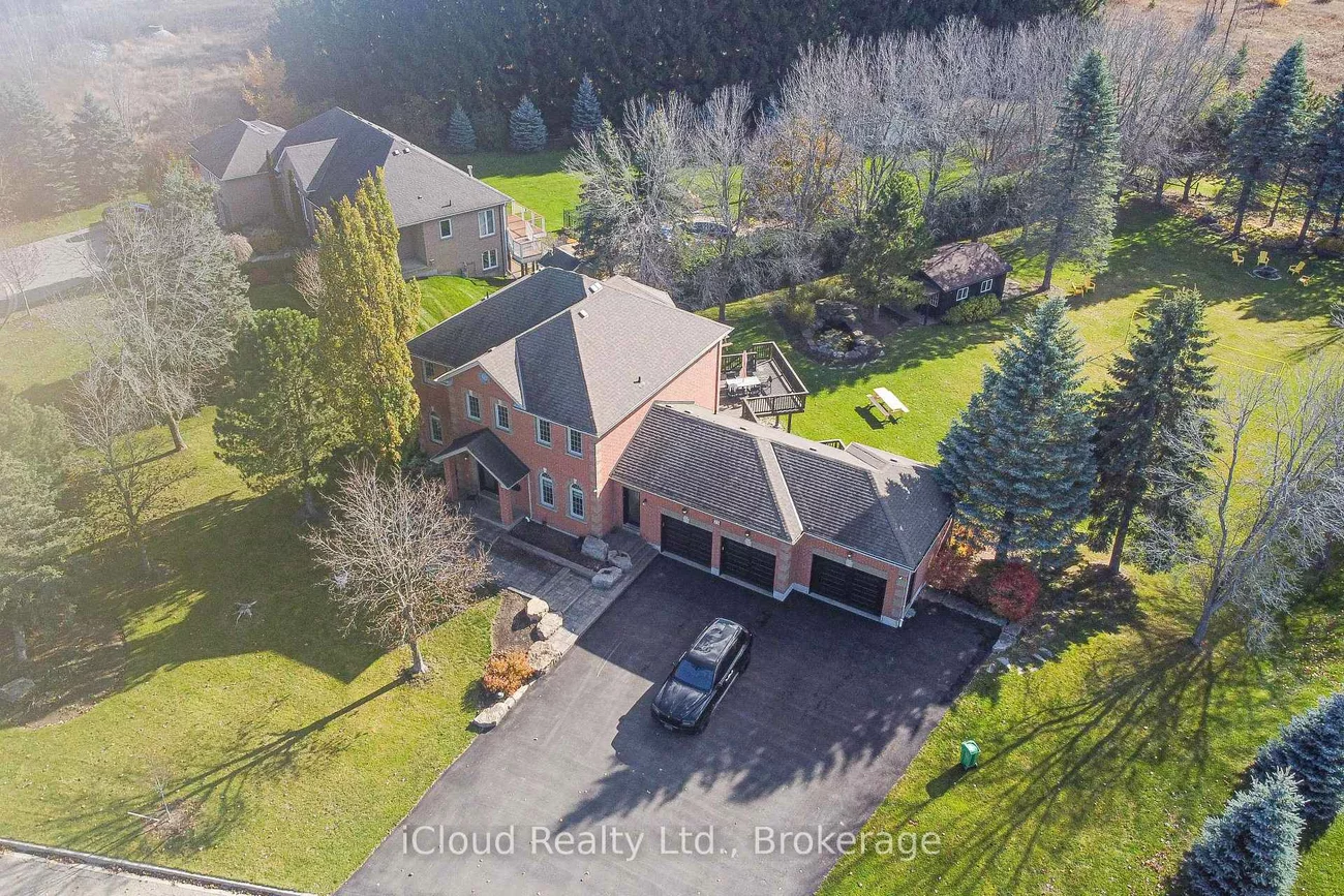 25, Giles, Caledon Village, Caledon