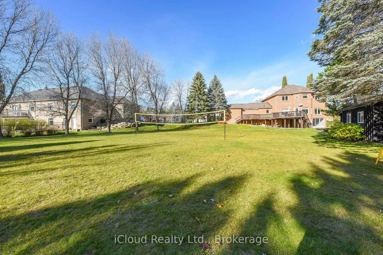 25, Giles, Caledon Village, Caledon